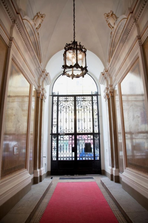 6 Rooms image 1